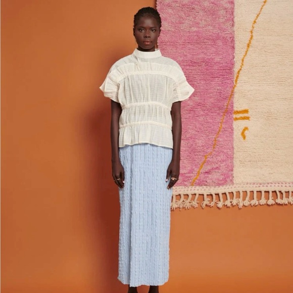 Ghospell Yasmin Ruched top - size medium+ in cream - Picture 3 of 11